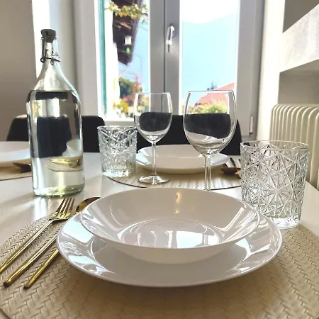 Ca Grappa With And Mountain Views شقة تْشيرنوبيو